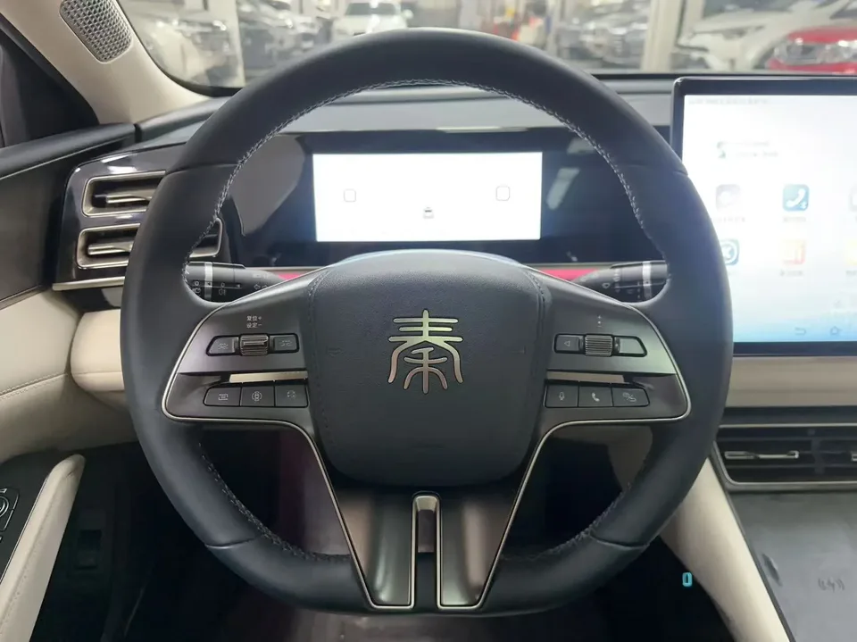 BYD Qin L DM DM-i 120KM Excellence Edition 2024 — миниатюра 4