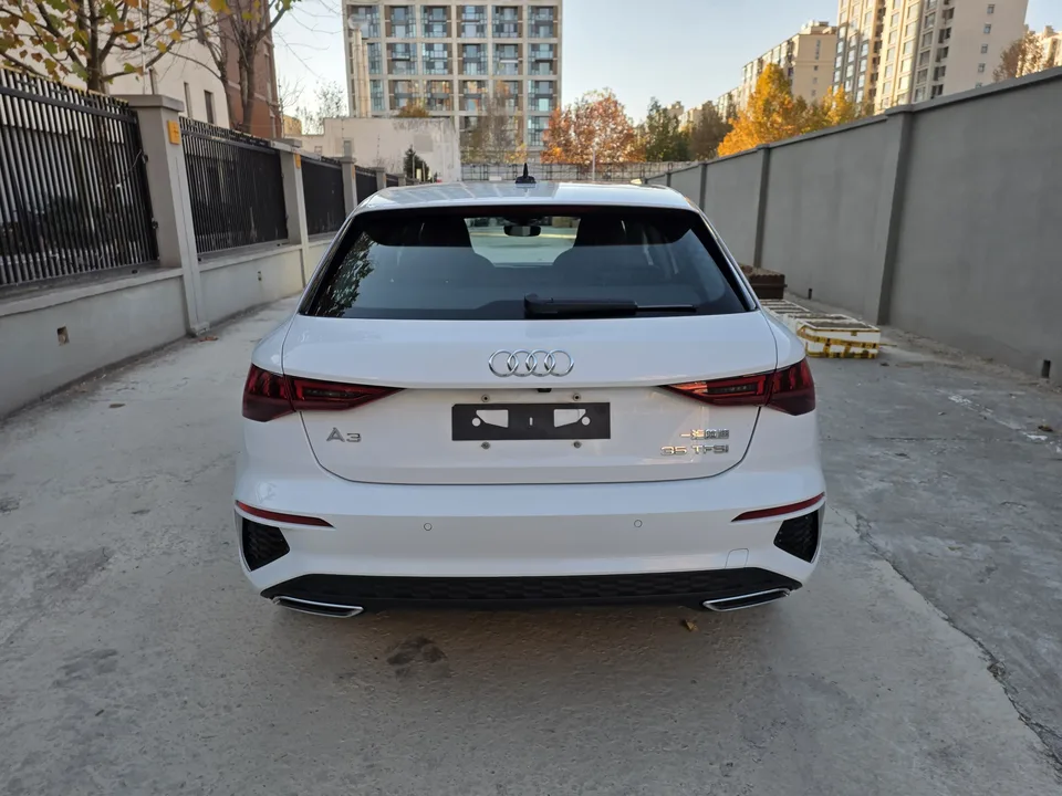 Audi A3 A3 2022 Sportback 35 TFSI stylish and sporty 2022 — thumbnail 2