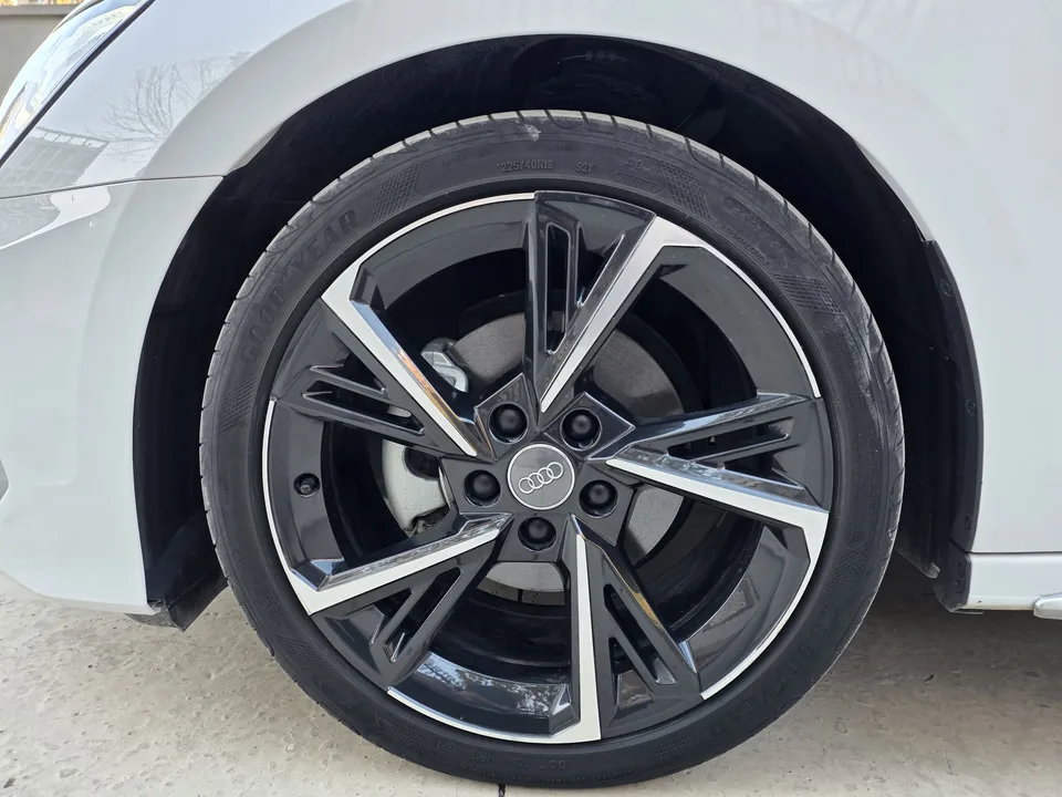 Audi A3 A3 2022 Sportback 35 TFSI stylish and sporty 2022 — thumbnail 3
