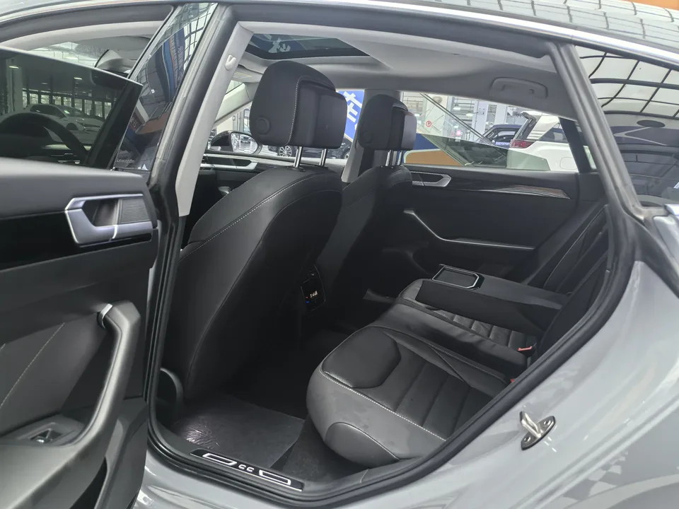 Volkswagen Arteon Volkswagen CC 2021 380TSI Eye-catching Edition 2022 — thumbnail 5
