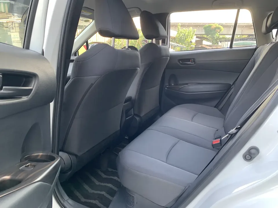 Toyota CorollaCross 2.0L Intelligent Electric Hybrid Dual Engine Pioneer Edition 2024 — миниатюра 3