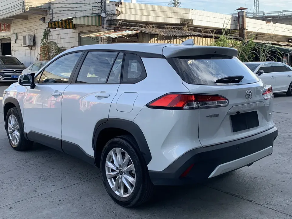 Toyota CorollaCross 2.0L Intelligent Electric Hybrid Dual Engine Pioneer Edition 2024 — миниатюра 4