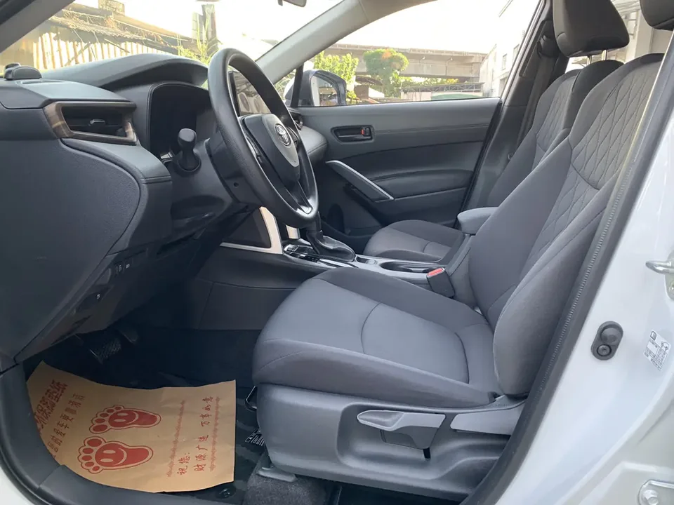 Toyota CorollaCross 2.0L Intelligent Electric Hybrid Dual Engine Pioneer Edition 2024 — миниатюра 5