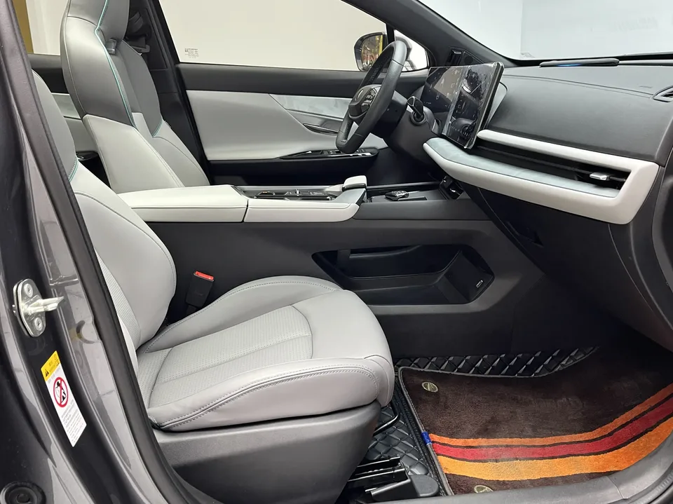 Changan UNI-T Changan UNI-T 2023 Second generation 1.5T premium model 2024 — thumbnail 5