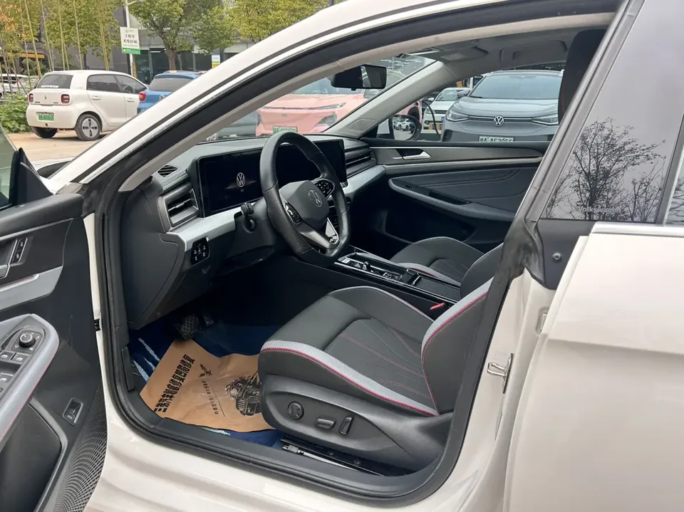 Volkswagen Lamando Lingdu Lingdu L 280TSI DSG Cool Edition 2022 — миниатюра 3