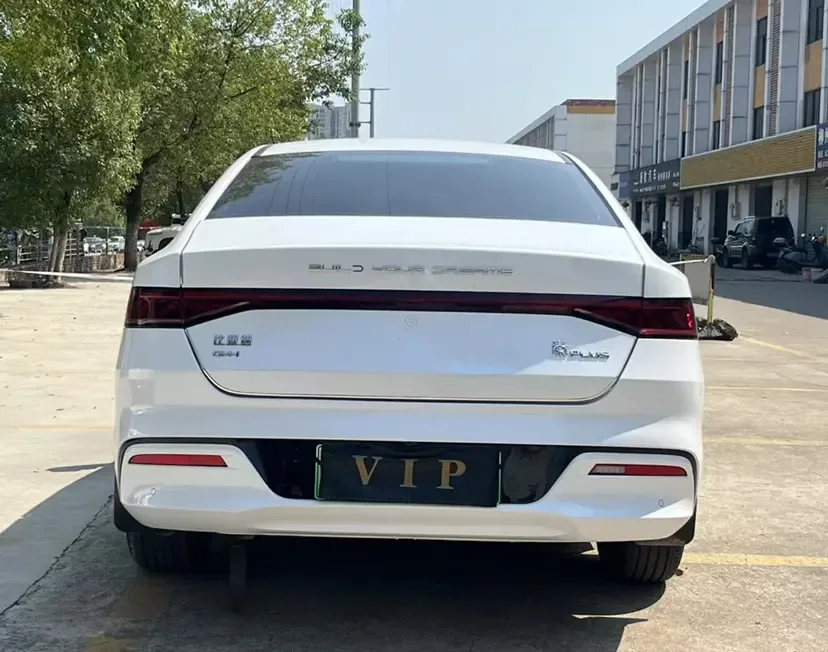 BYD Qin PLUS DM Qin PLUS DM 2023 DM-i Champion Edition 55KM Leading Edition 2024 — thumbnail 2