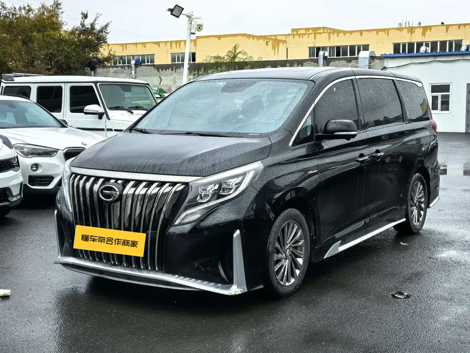 GAC Trumpchi M8 2022