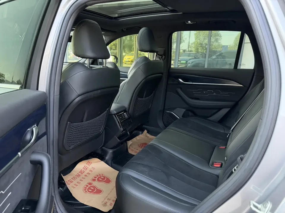 Geely Monjaro Xingyue L 2024 2.0TD High Power Automatic 2WD Skyline Edition 2024 — миниатюра 3