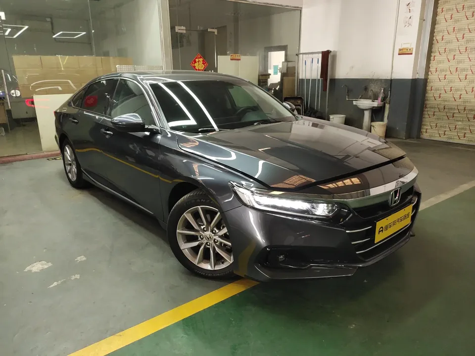 Honda Accord Accord 2022 260TURBO Deluxe Edition 2023 — миниатюра 3