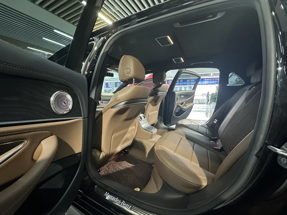 Mercedes-Benz E-Class E-Class 2023 Mercedes-Benz E-Class 2023 E 260 L Sedan 2023 — thumbnail 3