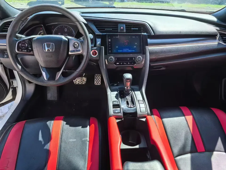 Honda CIVIC Civic 2020 HATCHBACK 220TURBO CVT trendy and cool control 2022 — миниатюра 5