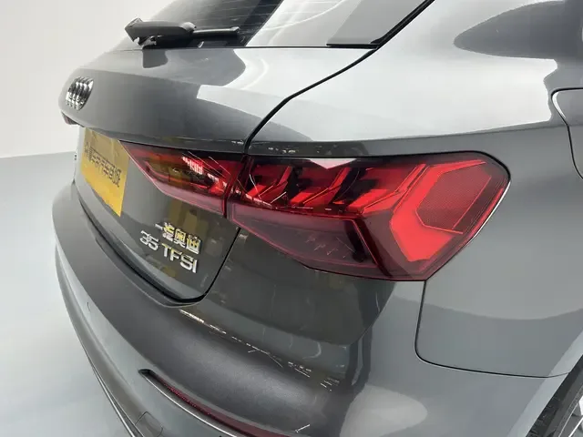 Audi A3 Audi A3 2024 Sportback 35 TFSI luxury sports model 2024 — миниатюра 4