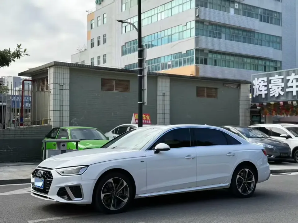 Audi a4 l 2023