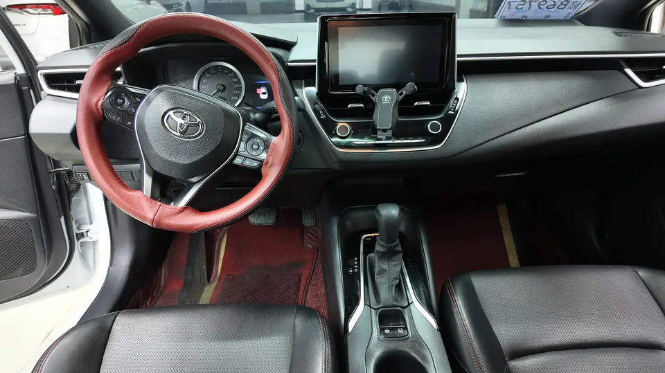 Toyota Levin 2022 Lelink 185T CVT Luxury Edition 2022 — миниатюра 5