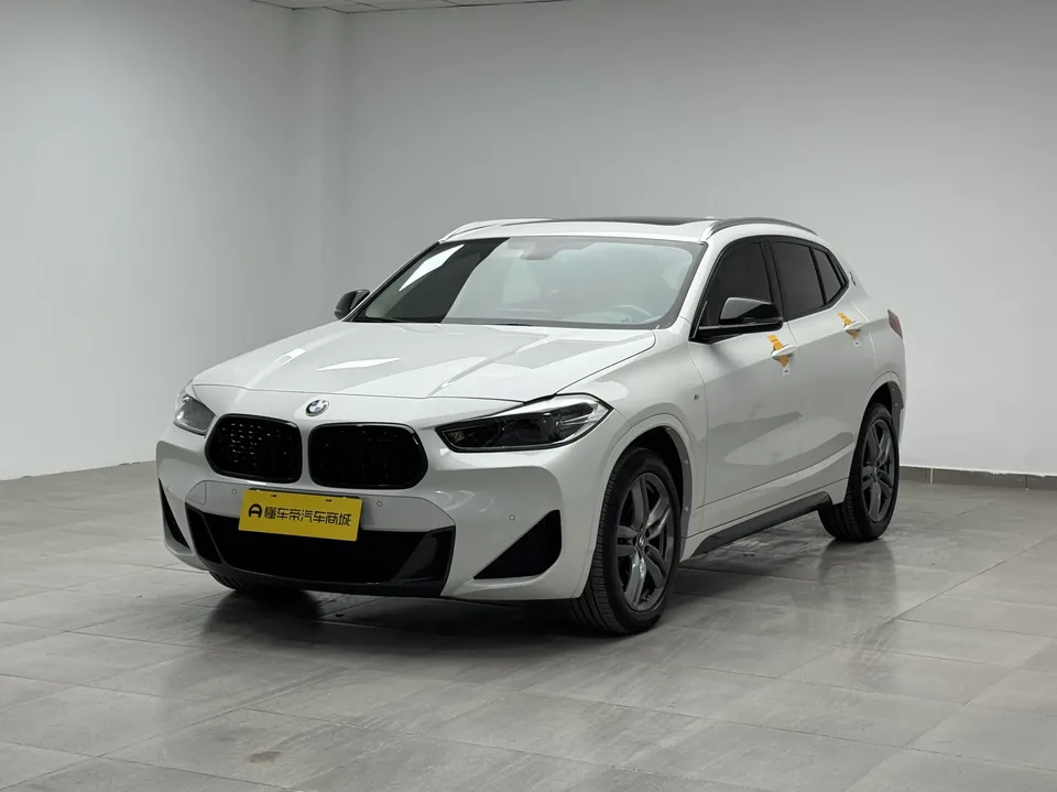 BMW X2 BMW X2 2023 sDrive25i M Sport Night Edition 2023 — фото 1, купить с доставкой в Москву