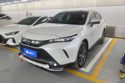 Toyota HARRIER 2023 купить в Москве