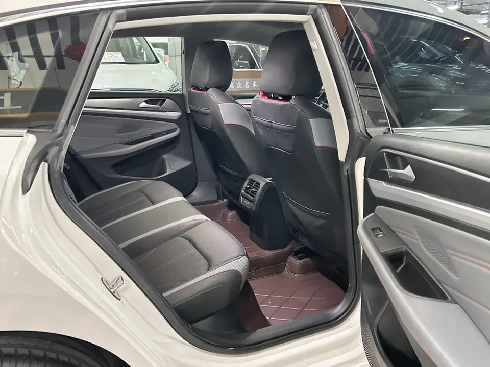 Volkswagen Lamando Lingdu Lingdu L 280TSI DSG Cool Edition 2022 — миниатюра 4
