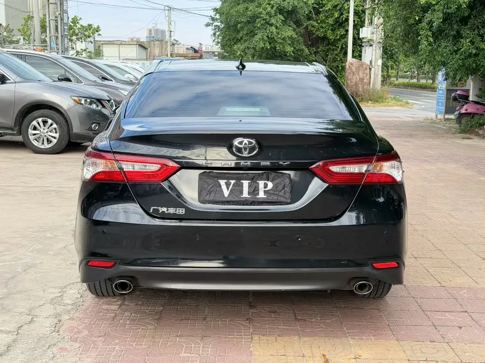 Toyota Camry 2.0GVP Leading Edition 2024 — миниатюра 2