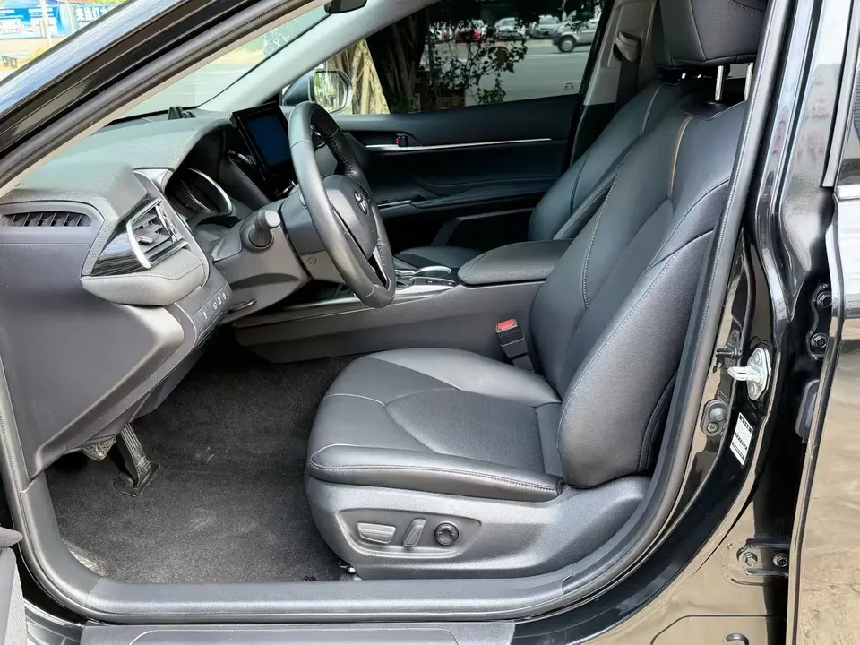 Toyota Camry 2.0GVP Leading Edition 2024 — миниатюра 5