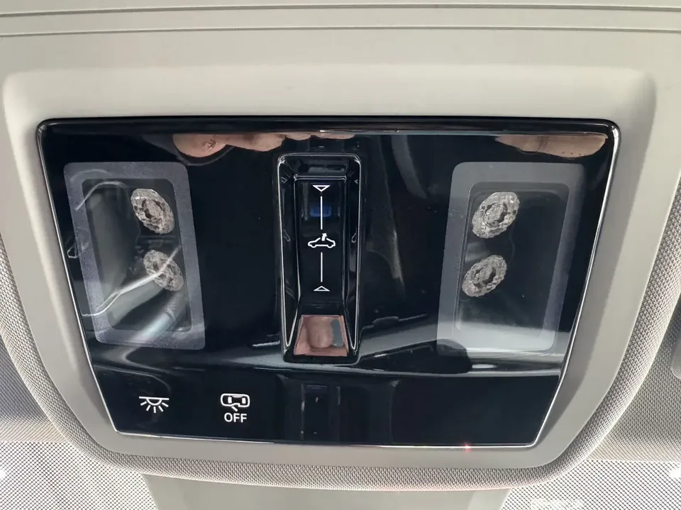 Volkswagen Lamando Lingdu Lingdu L 280TSI DSG Cool Edition 2022 — миниатюра 3