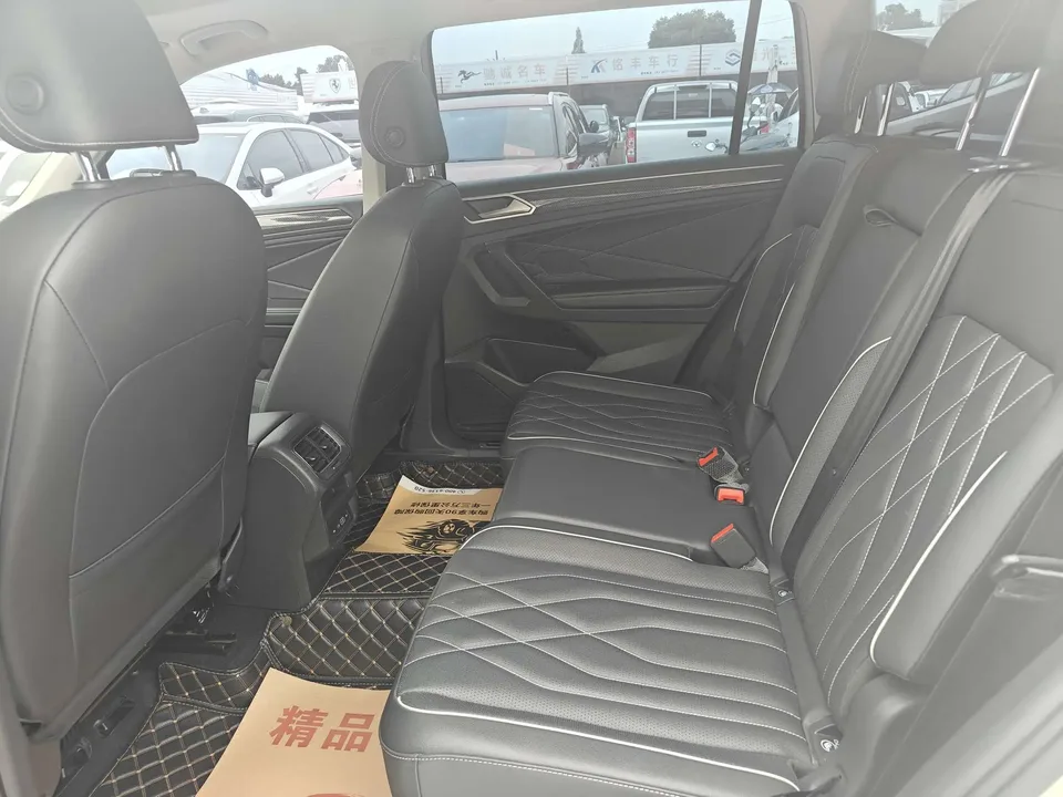 Volkswagen Tiguan L Tiguan L 2022 Tiguan L 2022 330TSI Automatic 2WD R-Line Enjoy Edition 2022 — thumbnail 4