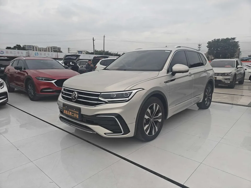 Volkswagen Tiguan L 2022