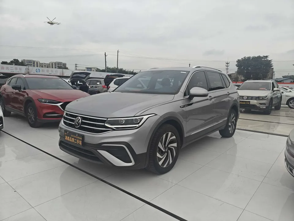 Volkswagen Tiguan L 2022