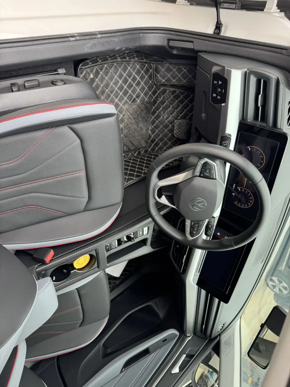 Volkswagen Lamando Lingdu 2022 Lingdu L 280TSI DSG Hot Edition 2022 — thumbnail 3