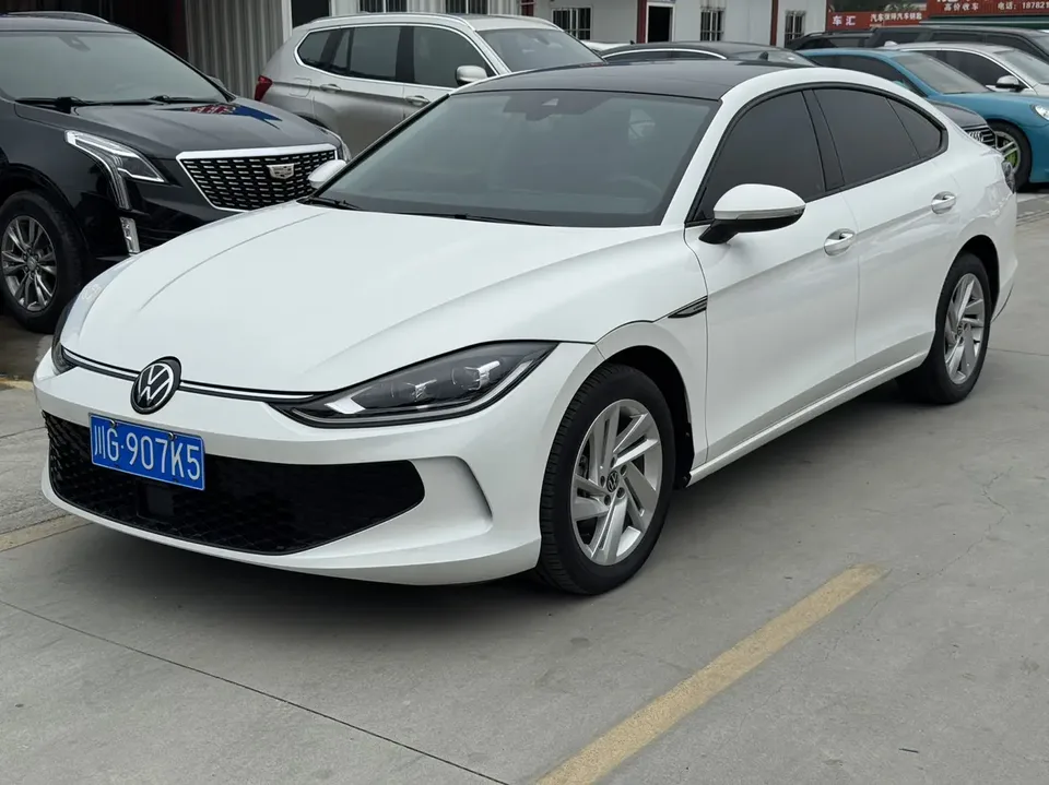 Volkswagen Lamando Lingdu 2022 Lingdu L 280TSI DSG Hot Edition 2022 — photo 1, buy with delivery to Moscow