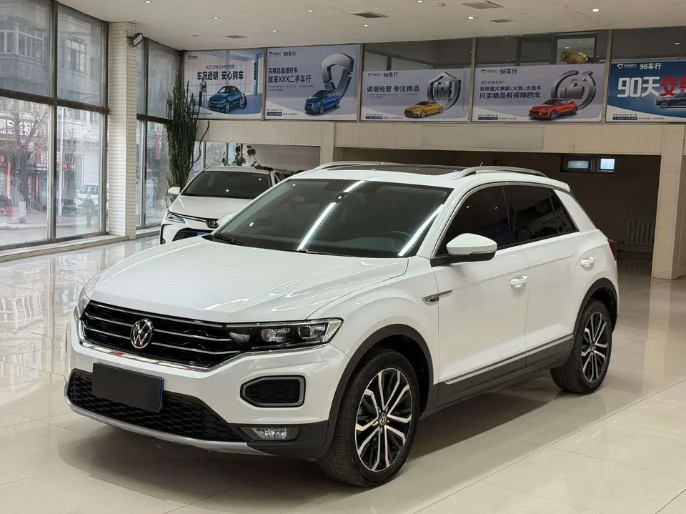 Volkswagen T-Roc Tange 280TSI DSG Two-Wheel Drive Comfort Smart Connected Edition 2022 — фото 1, купить с доставкой в Москву