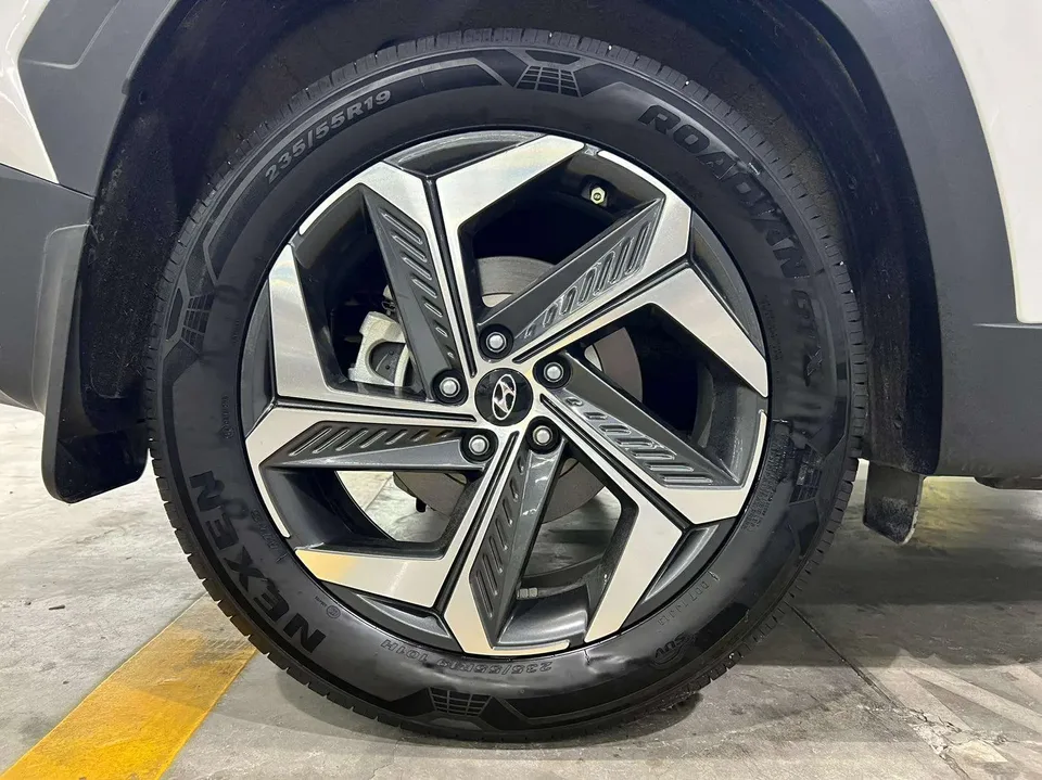 Hyundai tucson l Tucson 2023 Tucson L 1.5T LUX 2WD Premium Edition 2023 — миниатюра 3