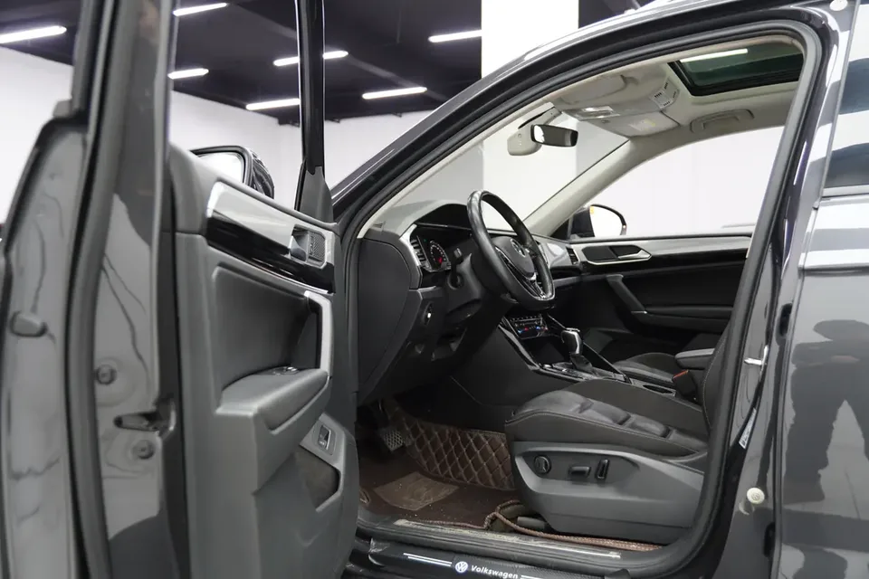 Volkswagen Tayron Tanyue 2022 280TSI 2WD Luxury Smart Edition 2022 — миниатюра 5
