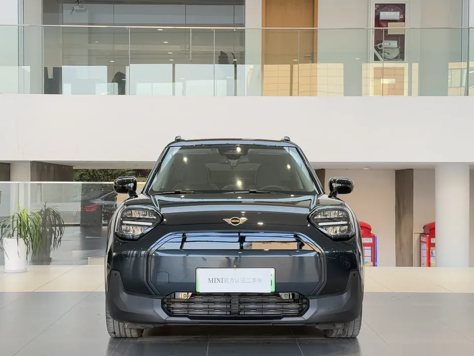 MINI Electric ACEMAN 2025