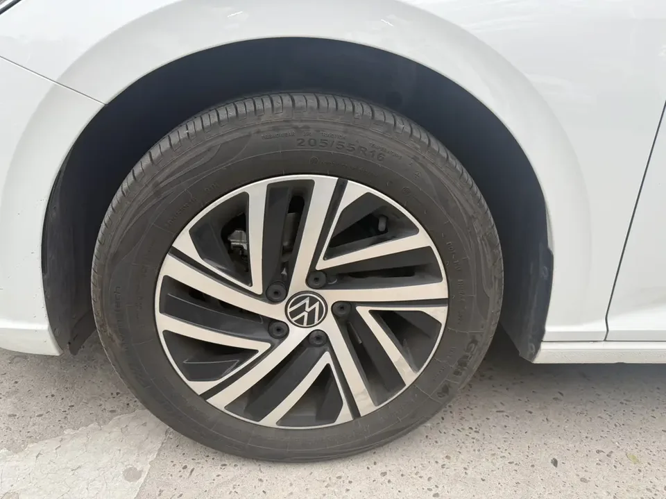 Volkswagen Lavida Lavida 2024 300TSI DSG Manyi Edition 2024 — миниатюра 4