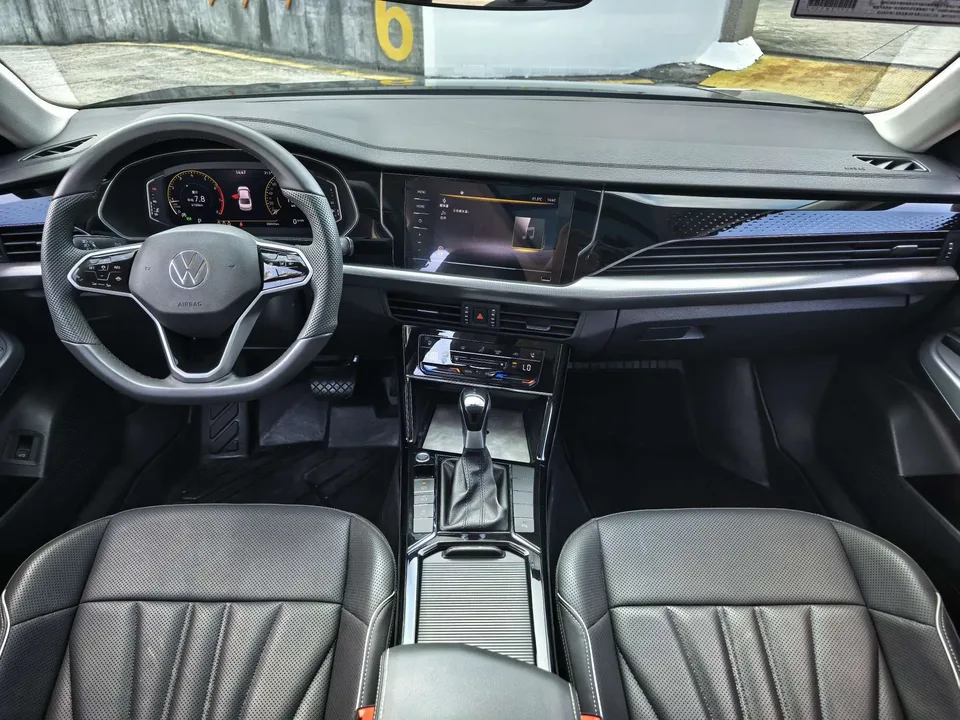 Volkswagen Passat Passat 2024 330TSI Elite Edition 2024 — миниатюра 5