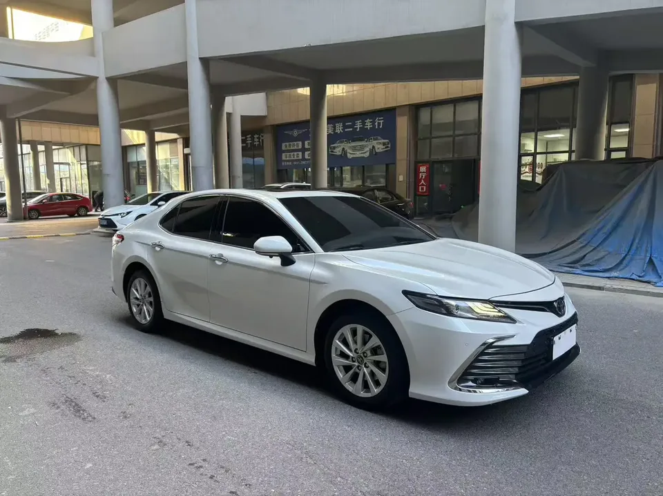 Toyota Camry 2023
