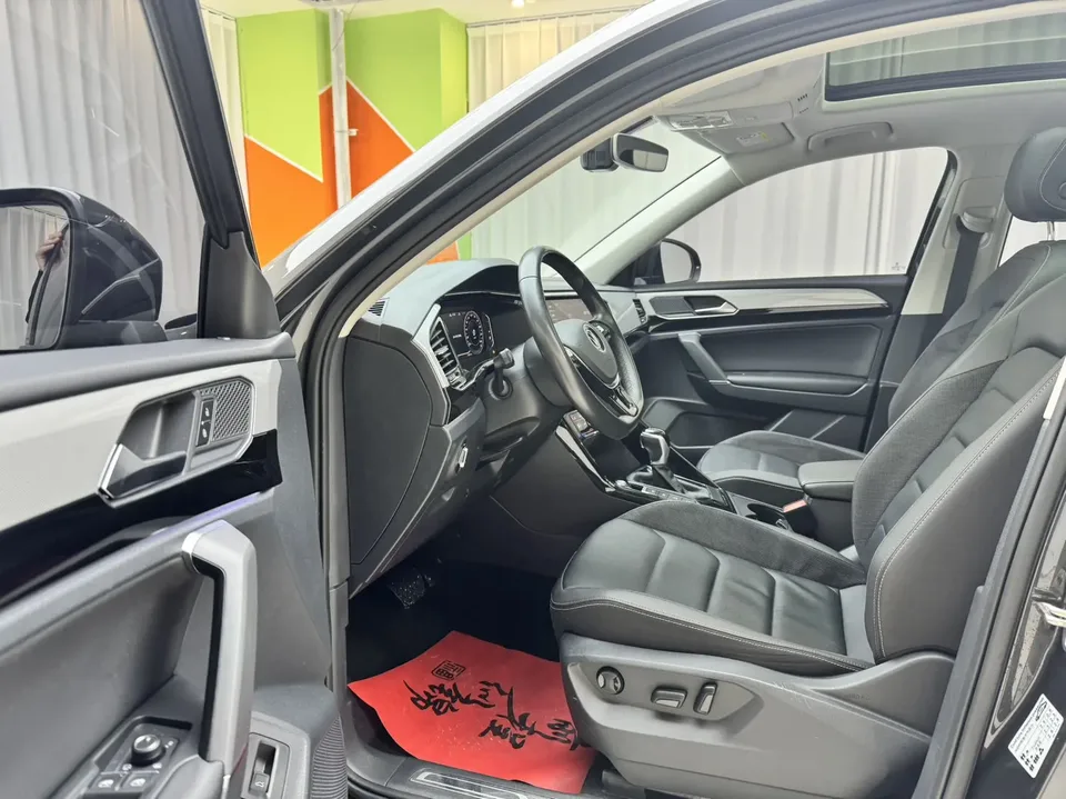 Volkswagen Tayron Tanyue 2022 280TSI 2WD Luxury Smart Edition 2022 — миниатюра 5