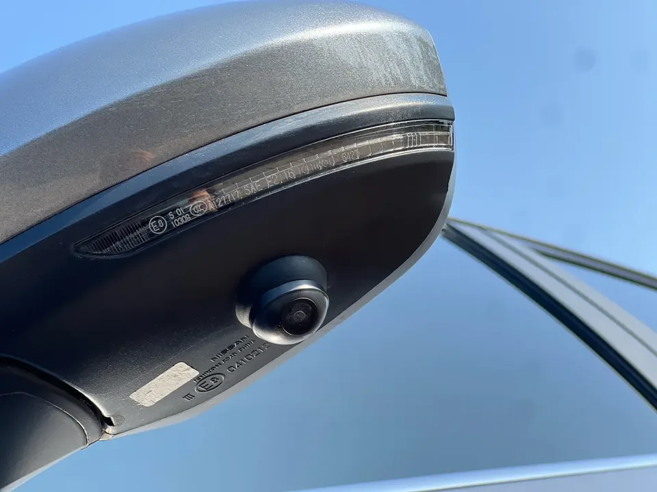 Nissan Sylphy 1.6L CVT Intelligent Driving Edition 2024 — миниатюра 3