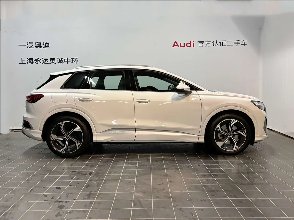 Audi Q4 e-tron Audi Q4 e-tron 2024 40 e-tron Creative Edition 2024 — миниатюра 2