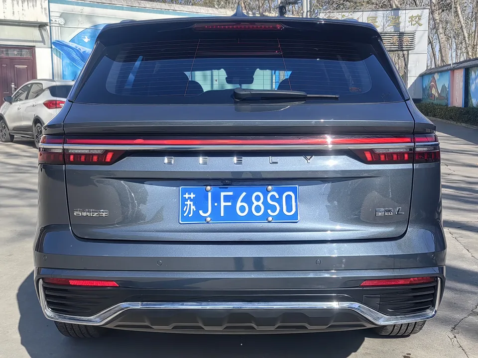 Geely Monjaro 2.0TD DCT EVO 2WD flagship model 2022 — миниатюра 2