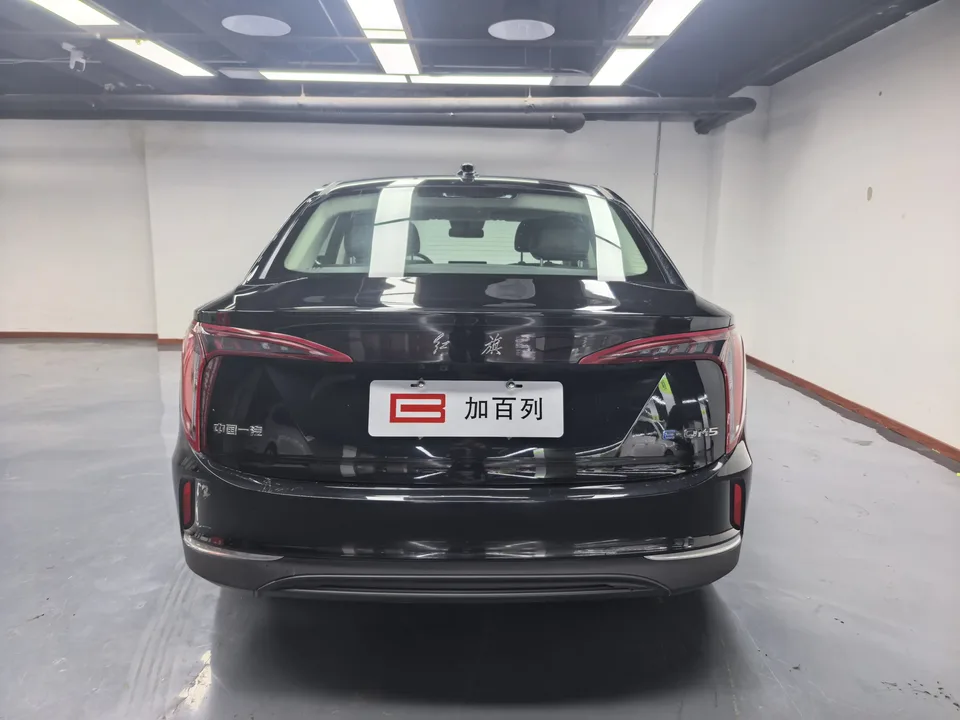Hongqi E-QM5 500KM Travel Edition 100kW 2024 — миниатюра 2