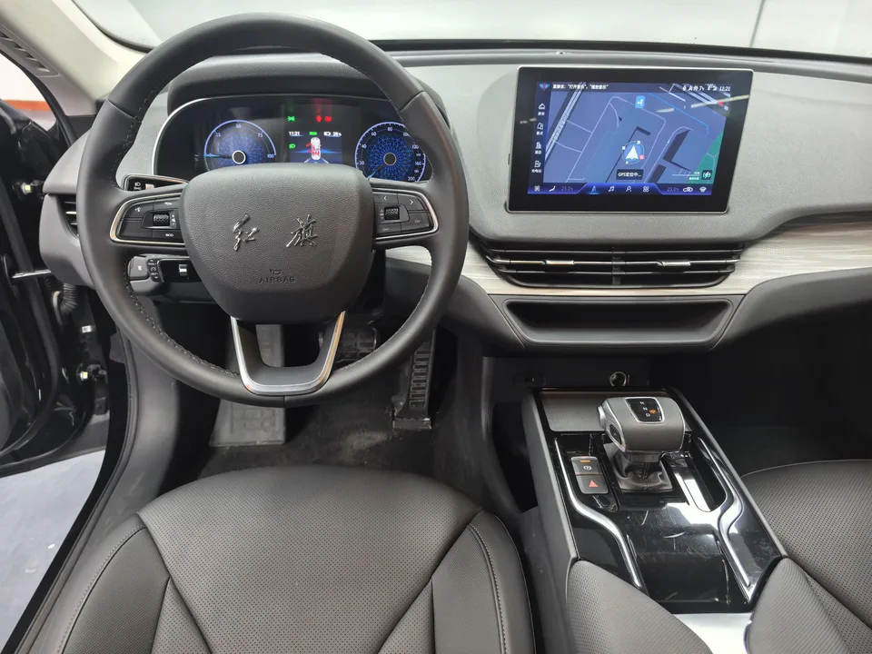 Hongqi E-QM5 500KM Travel Edition 100kW 2024 — миниатюра 5