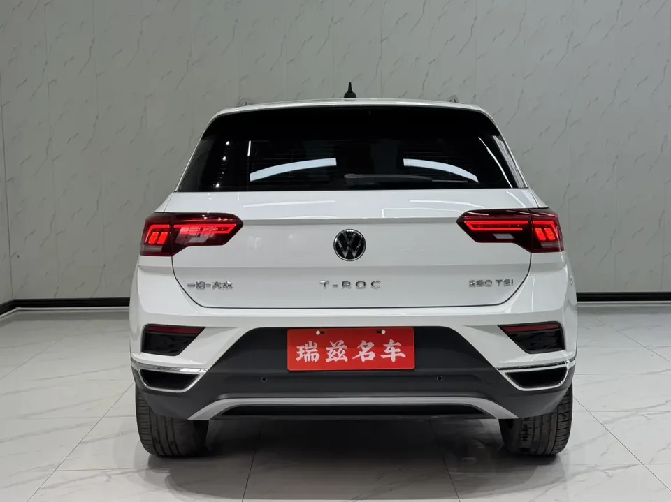 Volkswagen T-Roc T-Roc 2021 Tange 280TSI DSG Two-Wheel Drive Comfort Smart Connected Edition 2022 — thumbnail 5