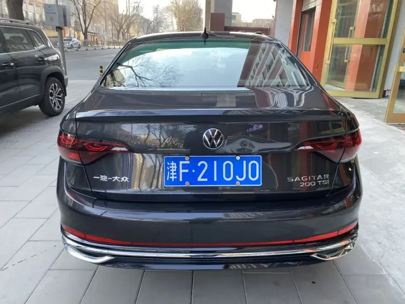 Volkswagen Sagitar 2023 Sagitar 200TSI DSG Flying Edition 2023 — миниатюра 5