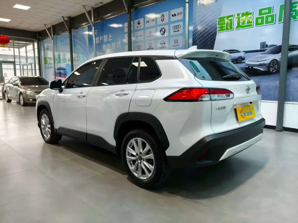 Toyota CorollaCross 2.0L CVT CARE Edition 2024 — миниатюра 4