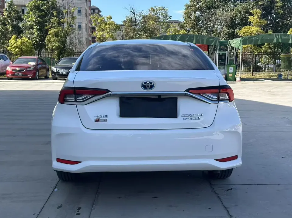 Toyota Corolla Corolla 2022 Corolla Hybrid 1.8L E-CVT Pioneer Edition 2022 — thumbnail 2