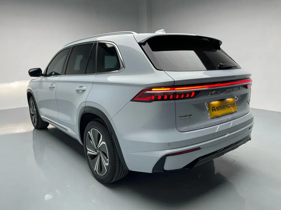 Geely Monjaro Xingyue L 2022 1.5T Thor HiF Hybrid Edition Super Fast 2022 — thumbnail 2