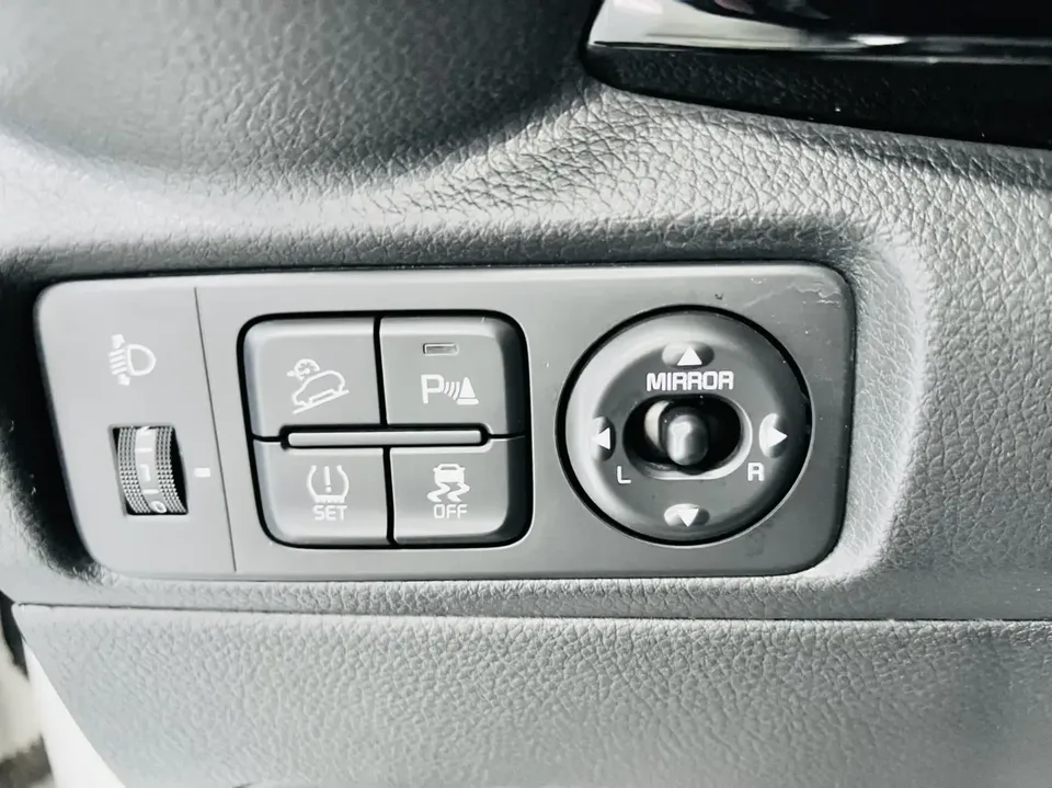 Kia KX1 Yipao 2021 Yipao facelift 1.4L CVT Fun Edition 2022 — thumbnail 4