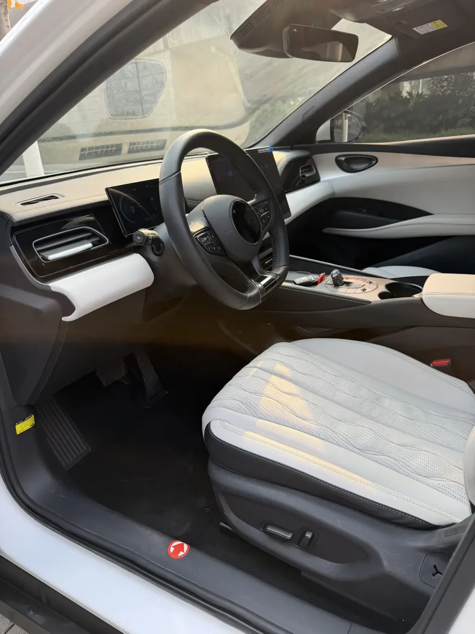 BYD Seal 06DM DM-i 120KM Flagship Model 2024 — миниатюра 5