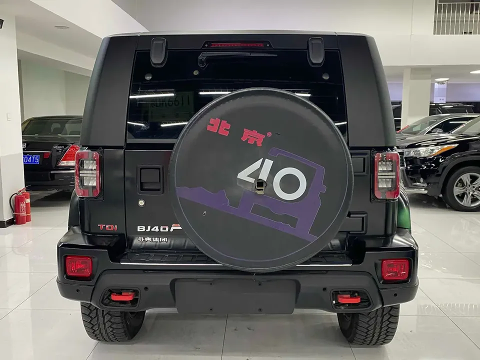 BAIC Beijing Off-road BJ40 Beijing Off-road BJ40 2023 2.0D Automatic 4WD Blade Hero Edition Knight Edition 2023 — миниатюра 2